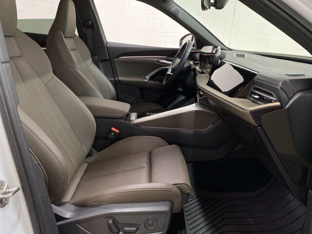 2025 Audi Q5 2.0T Premium Plus quattro Dallas TX