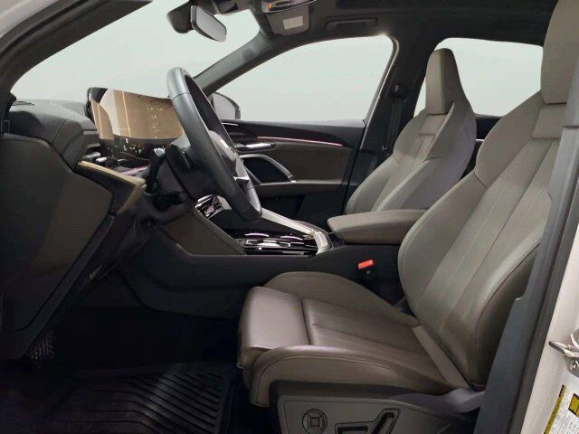 2025 Audi Q5 2.0T Premium Plus quattro Dallas TX