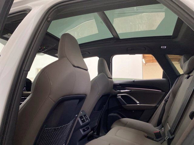 2025 Audi Q5 2.0T Premium Plus quattro Dallas TX