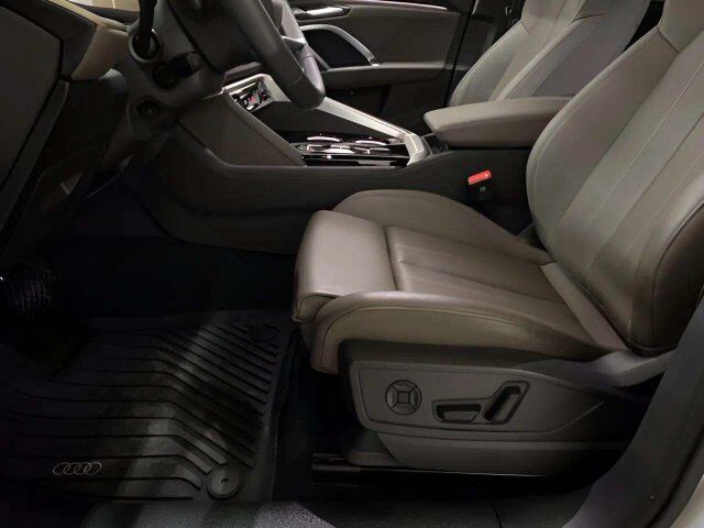 2025 Audi Q5 2.0T Premium Plus quattro Dallas TX