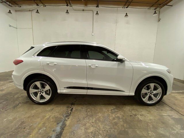 2025 Audi Q5 2.0T Premium Plus quattro Dallas TX