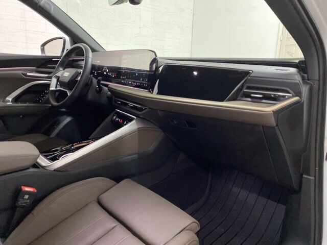 2025 Audi Q5 2.0T Premium Plus quattro Dallas TX