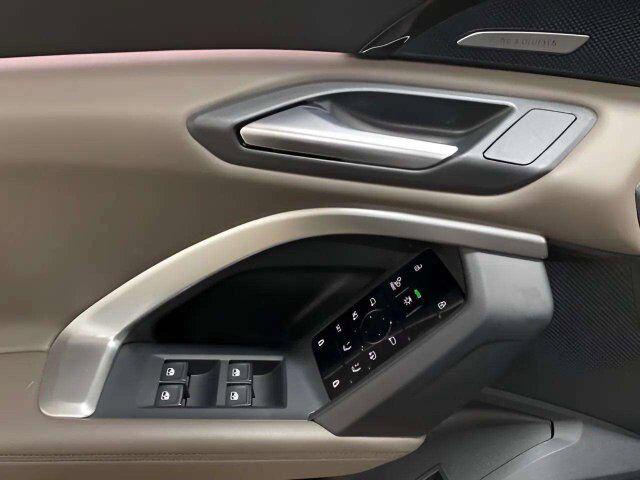 2025 Audi Q5 2.0T Premium Plus quattro Dallas TX