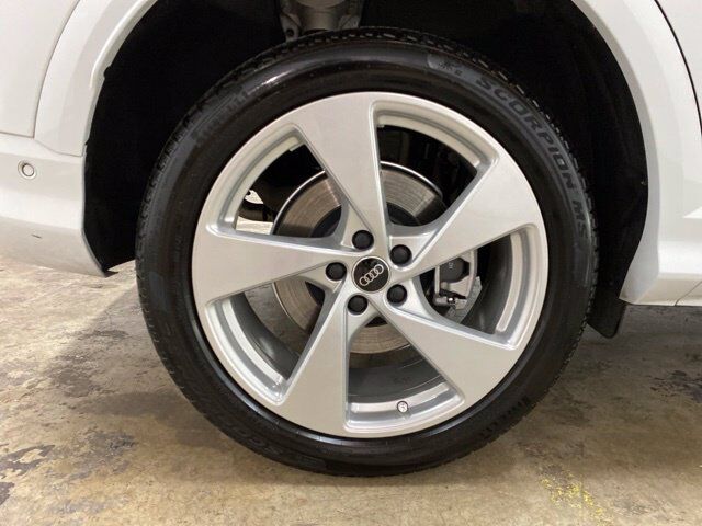 2025 Audi Q5 2.0T Premium Plus quattro Dallas TX
