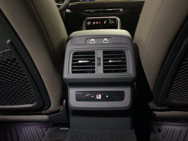 2025 Audi Q5 2.0T Premium Plus quattro Dallas TX