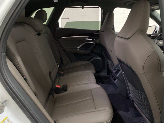 2025 Audi Q5 2.0T Premium Plus quattro Dallas TX