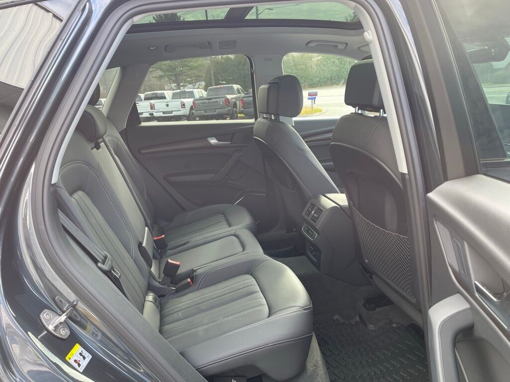 2025 Audi Q5 40 Premium Orange MA