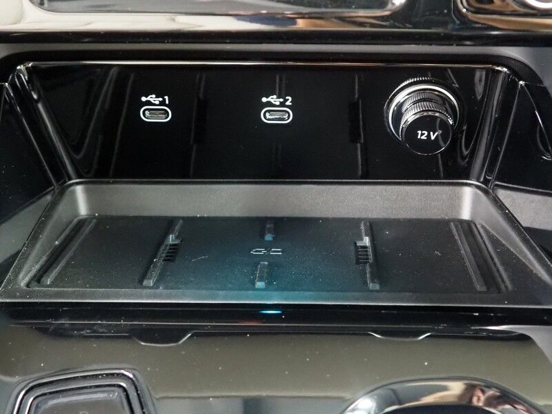 2025 Audi Q5 Premium Plus 2.0 TFSI Quattro *HEADS-UP DISPLAY, NAVIGATION, VIRTUAL COCKPIT, ADAPTIVE CRUISE, SAFETY ALERTS, 360 VIEW CAMERAS, PANORAMA MOONROOF, LEATHER, HEATED SEATS/STEERING, 20 INCH WHEELS, BANG & OLUFSEN, WIRELESS CHARGING, ANDROID & APPLE Round Rock TX