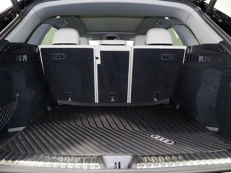 2025 Audi Q5 Premium Plus 2.0 TFSI Quattro *HEADS-UP DISPLAY, NAVIGATION, VIRTUAL COCKPIT, ADAPTIVE CRUISE, SAFETY ALERTS, 360 VIEW CAMERAS, PANORAMA MOONROOF, LEATHER, HEATED SEATS/STEERING, 20 INCH WHEELS, BANG & OLUFSEN, WIRELESS CHARGING, ANDROID & APPLE Round Rock TX