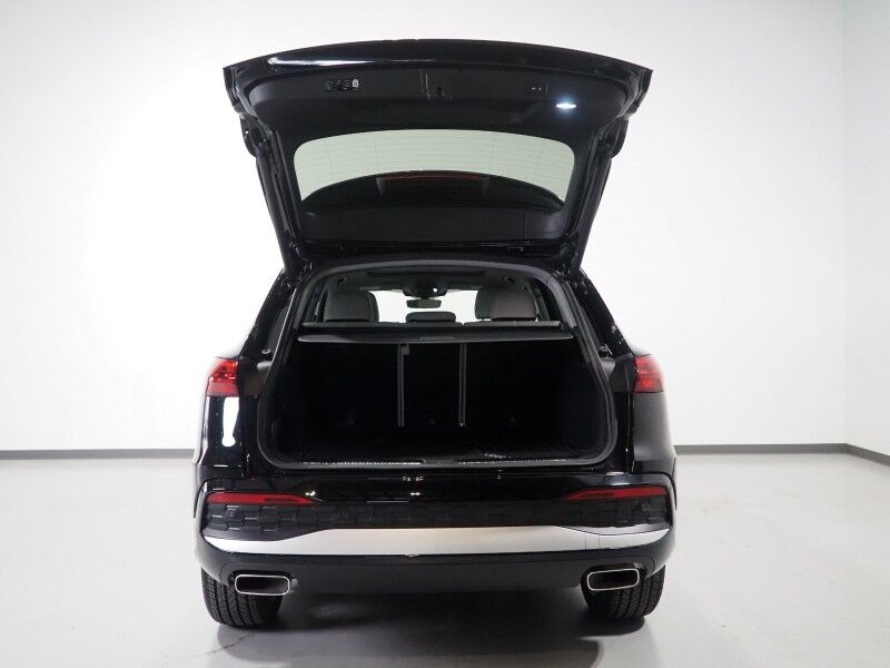 2025 Audi Q5 Premium Plus 2.0 TFSI Quattro *HEADS-UP DISPLAY, NAVIGATION, VIRTUAL COCKPIT, ADAPTIVE CRUISE, SAFETY ALERTS, 360 VIEW CAMERAS, PANORAMA MOONROOF, LEATHER, HEATED SEATS/STEERING, 20 INCH WHEELS, BANG & OLUFSEN, WIRELESS CHARGING, ANDROID & APPLE Round Rock TX