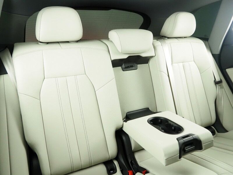 2025 Audi Q5 Premium Plus 2.0 TFSI Quattro *HEADS-UP DISPLAY, NAVIGATION, VIRTUAL COCKPIT, ADAPTIVE CRUISE, SAFETY ALERTS, 360 VIEW CAMERAS, PANORAMA MOONROOF, LEATHER, HEATED SEATS/STEERING, 20 INCH WHEELS, BANG & OLUFSEN, WIRELESS CHARGING, ANDROID & APPLE Round Rock TX