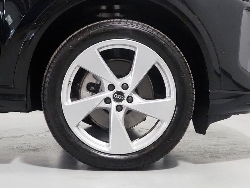 2025 Audi Q5 Premium Plus 2.0 TFSI Quattro *HEADS-UP DISPLAY, NAVIGATION, VIRTUAL COCKPIT, ADAPTIVE CRUISE, SAFETY ALERTS, 360 VIEW CAMERAS, PANORAMA MOONROOF, LEATHER, HEATED SEATS/STEERING, 20 INCH WHEELS, BANG & OLUFSEN, WIRELESS CHARGING, ANDROID & APPLE Round Rock TX