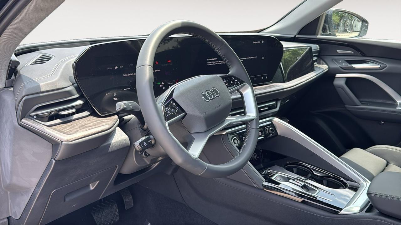 2025 Audi Q5 Premium Plus  Selma TX