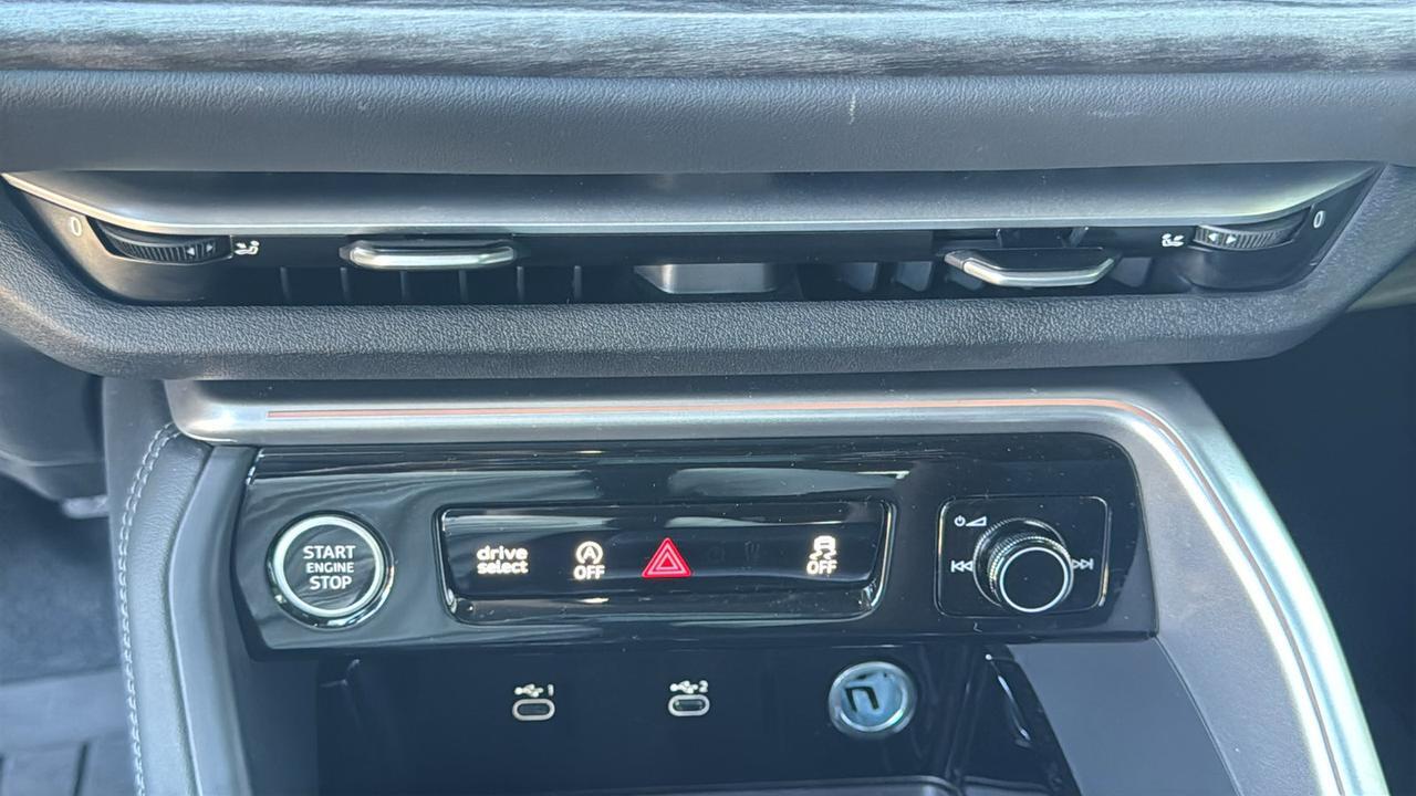 2025 Audi Q5 Premium Plus  Selma TX