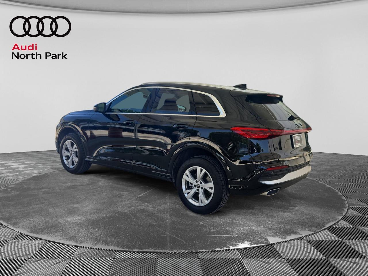 2025 Audi Q5 Premium