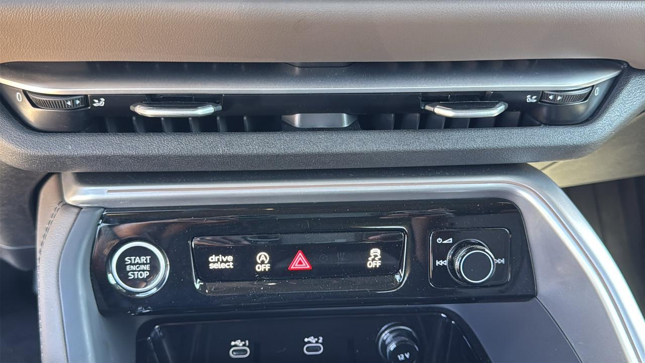 2025 Audi Q5 Premium  Selma TX