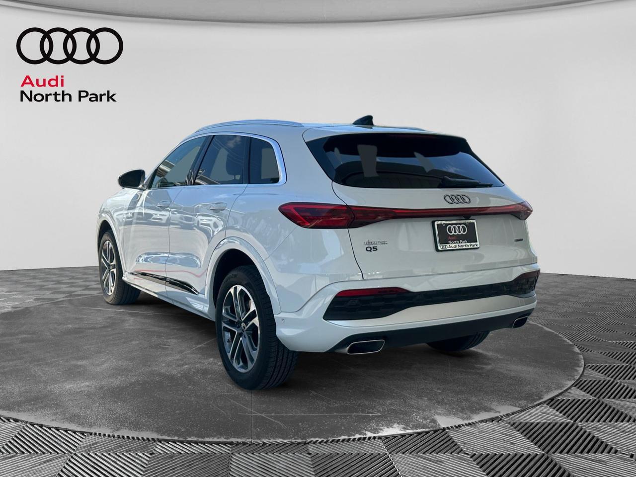 2025 Audi Q5 Premium