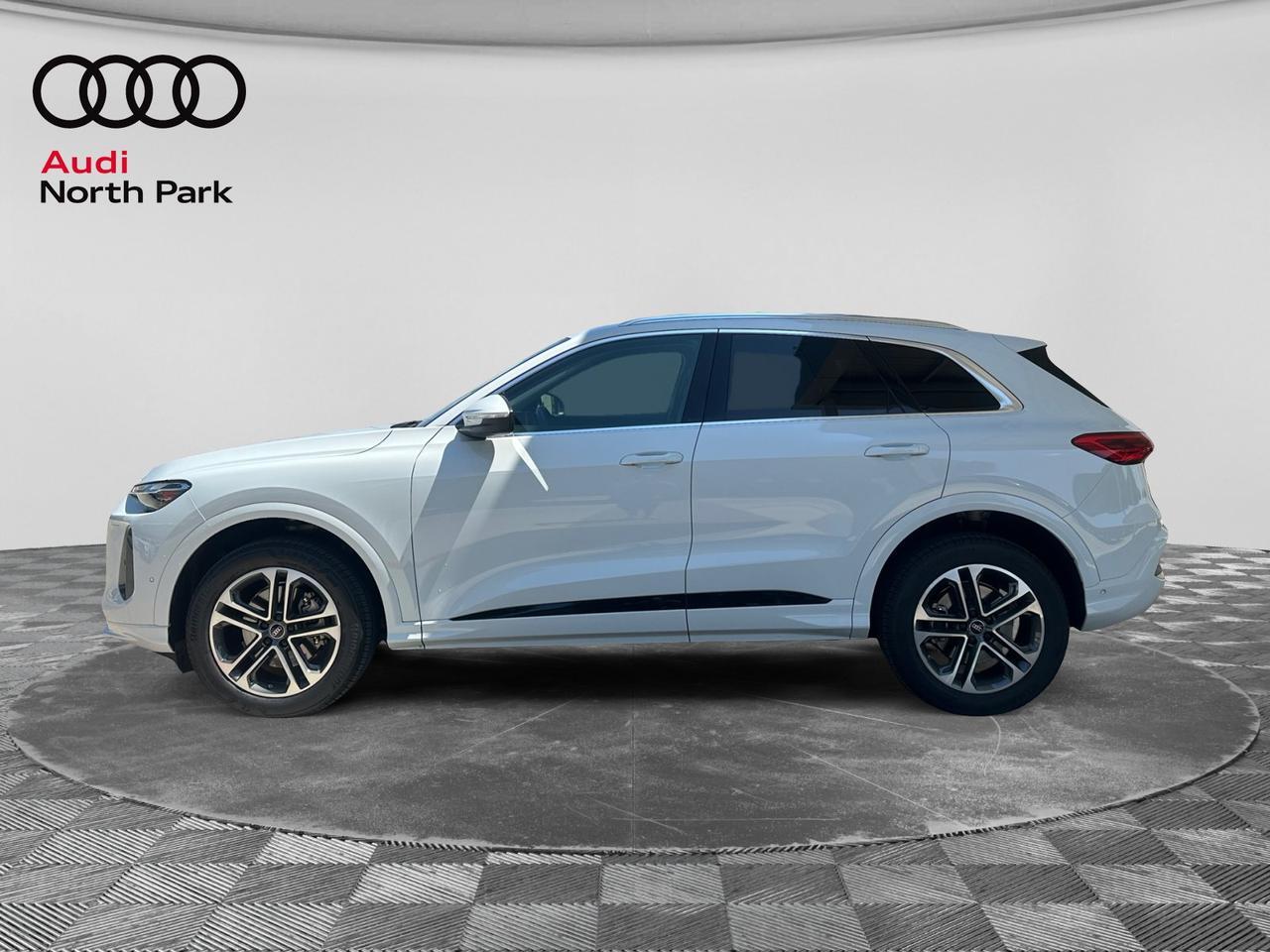 2025 Audi Q5 Premium