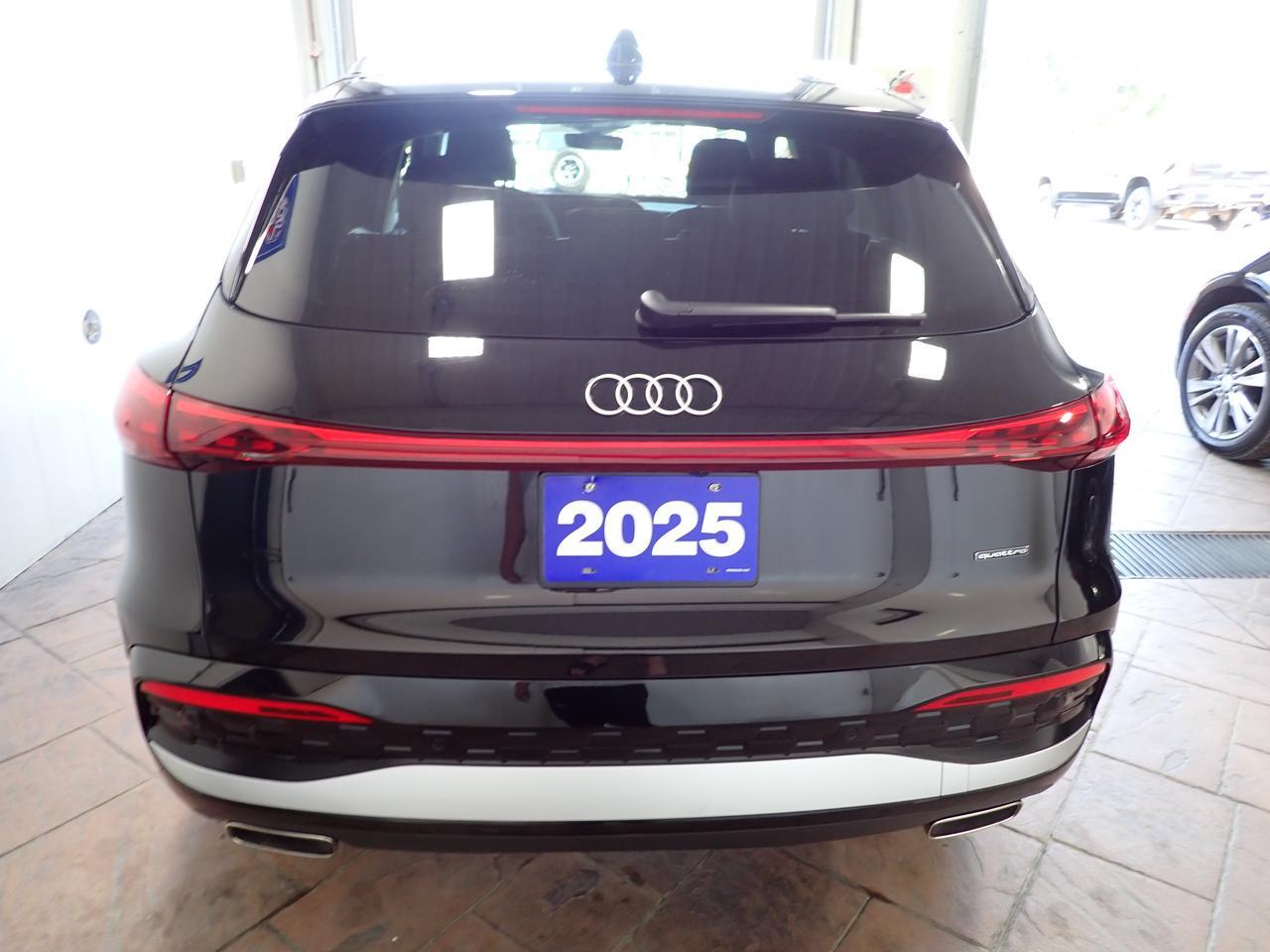 2025 Audi Q5 Progressiv 4WD LEATHER NAVI SUNROOF Listowel ON