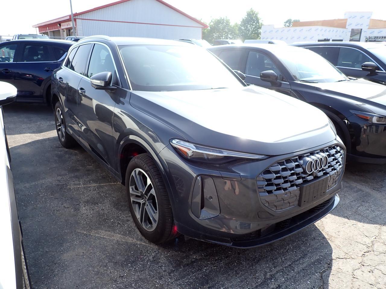 2025 Audi Q5 Progressiv 4WD LEATHER SUNROOF