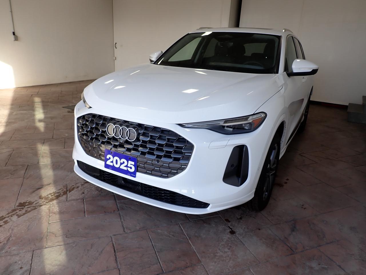 2025 Audi Q5 Progressiv AWD LEATHER NAVI SUNROOF Listowel ON
