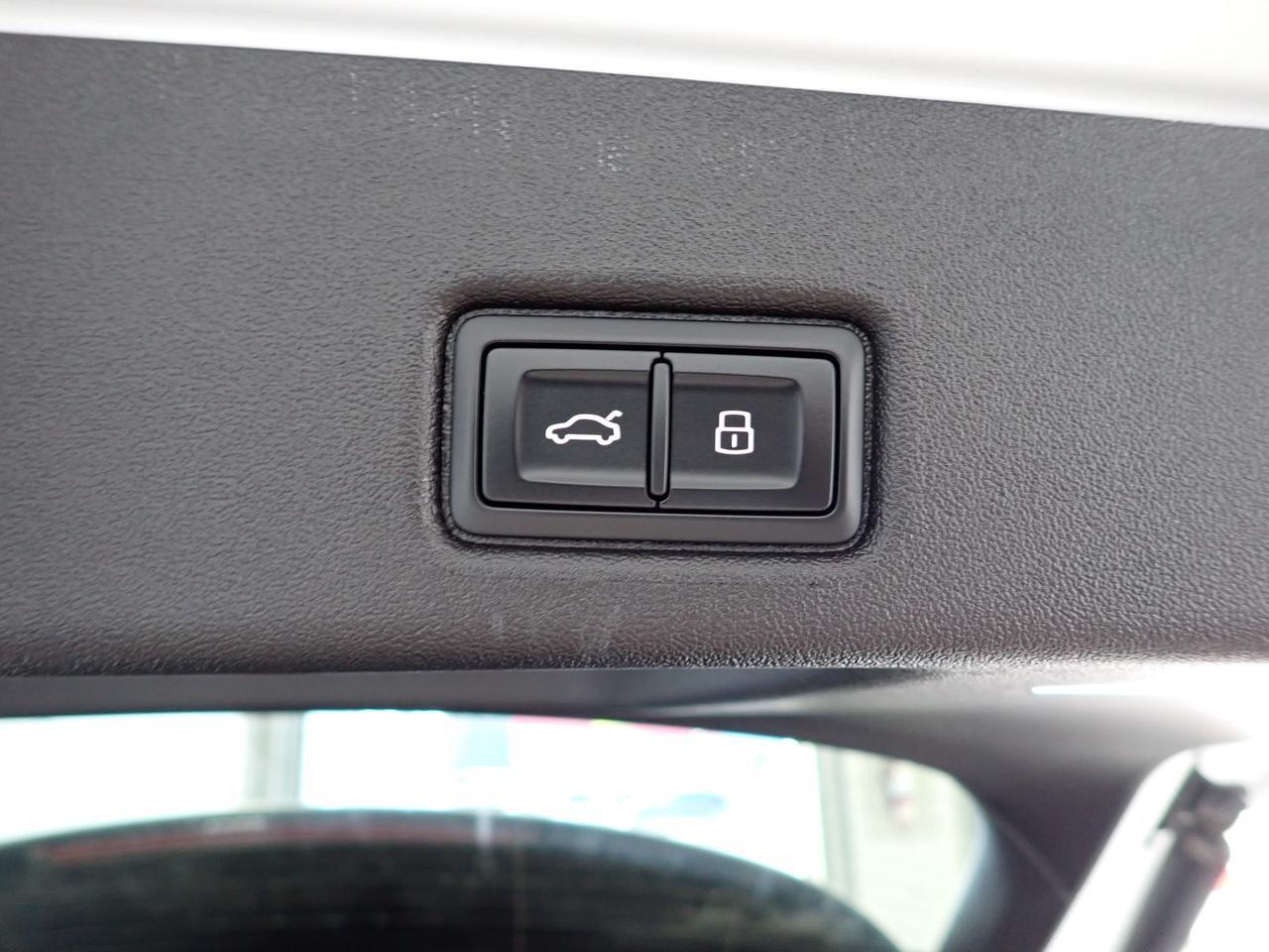 2025 Audi Q5 Progressiv AWD LEATHER NAVI SUNROOF Listowel ON