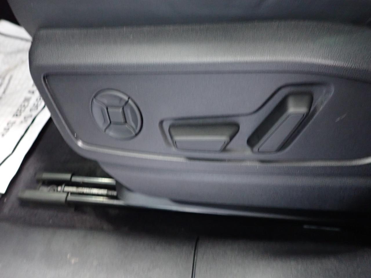 2025 Audi Q5 Progressiv AWD LEATHER NAVI SUNROOF Listowel ON