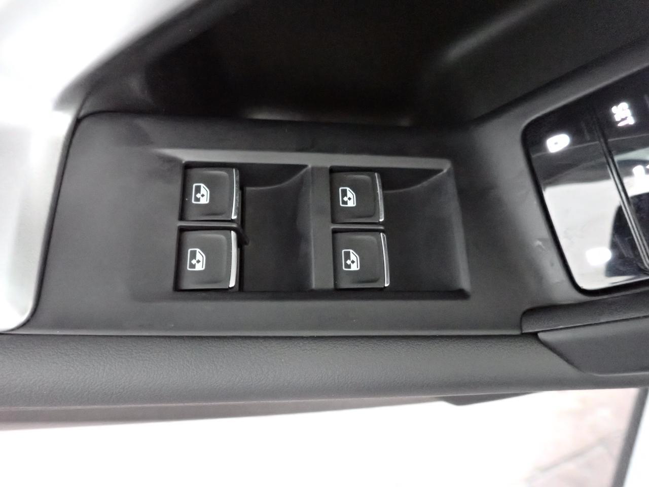 2025 Audi Q5 Progressiv AWD LEATHER NAVI SUNROOF Listowel ON