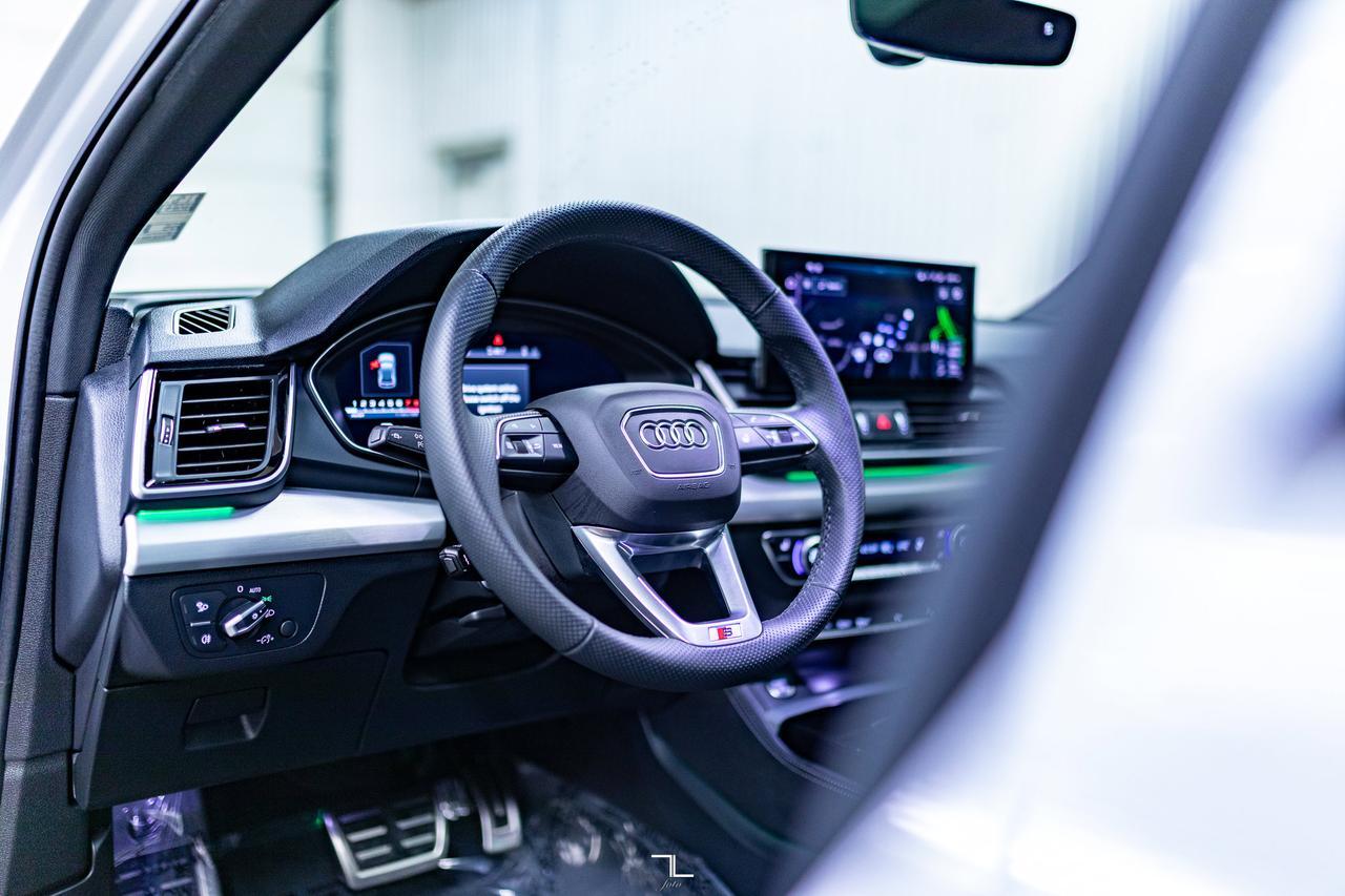 2025 Audi Q5 Quattro Progressiv S-Line Black Optics Leather Roof Nav Red Deer AB