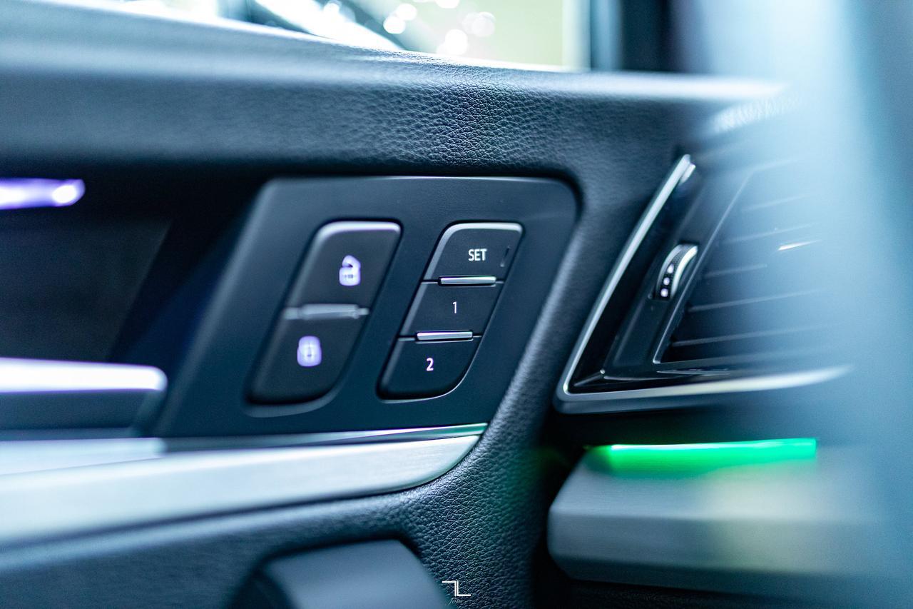 2025 Audi Q5 Quattro Progressiv S-Line Black Optics Leather Roof Nav Red Deer AB