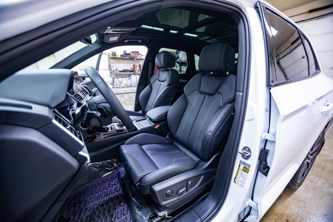 2025 Audi Q5 Quattro Progressiv S-Line Black Optics Leather Roof Nav Red Deer AB