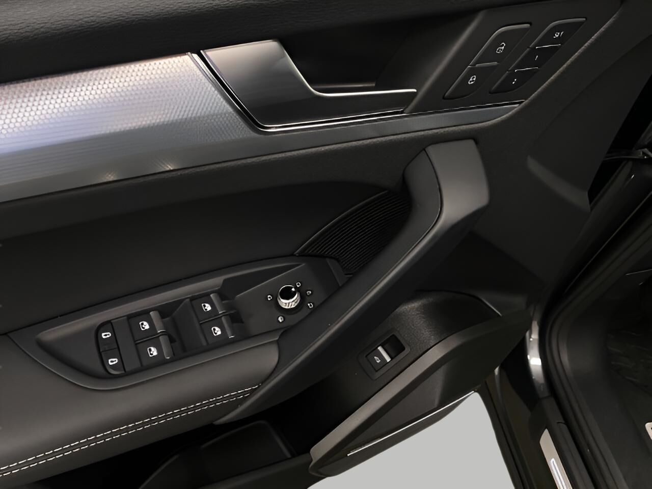 2025 Audi Q5 S line Premium Plus Appleton WI
