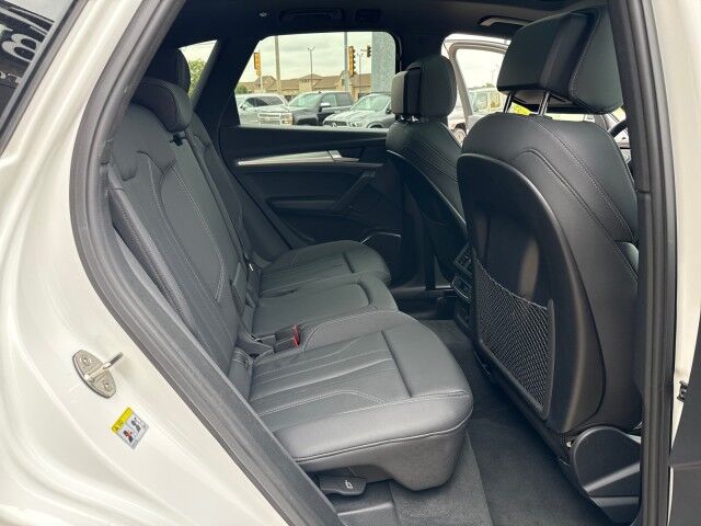 2025 Audi Q5 S line Premium Springfield IL 2025 Audi Q5 S line Premium Springfield IL