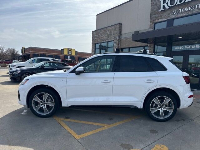 2025 Audi Q5 S line Premium