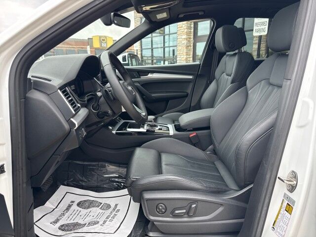 2025 Audi Q5 S line Premium Springfield IL 2025 Audi Q5 S line Premium Springfield IL