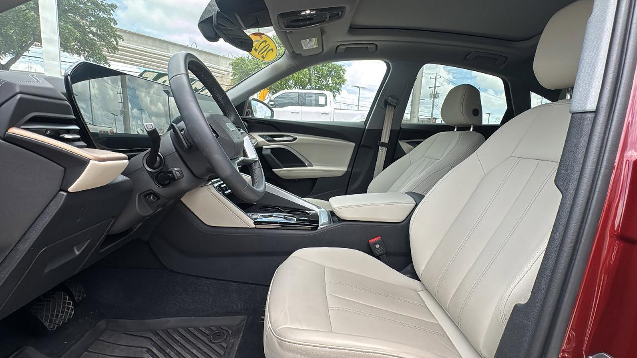 2025 Audi Q5 Sportback Premium  Selma TX