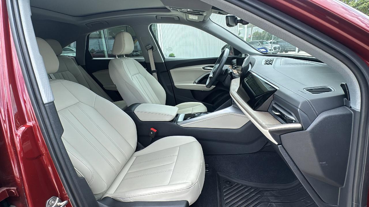 2025 Audi Q5 Sportback Premium  Selma TX