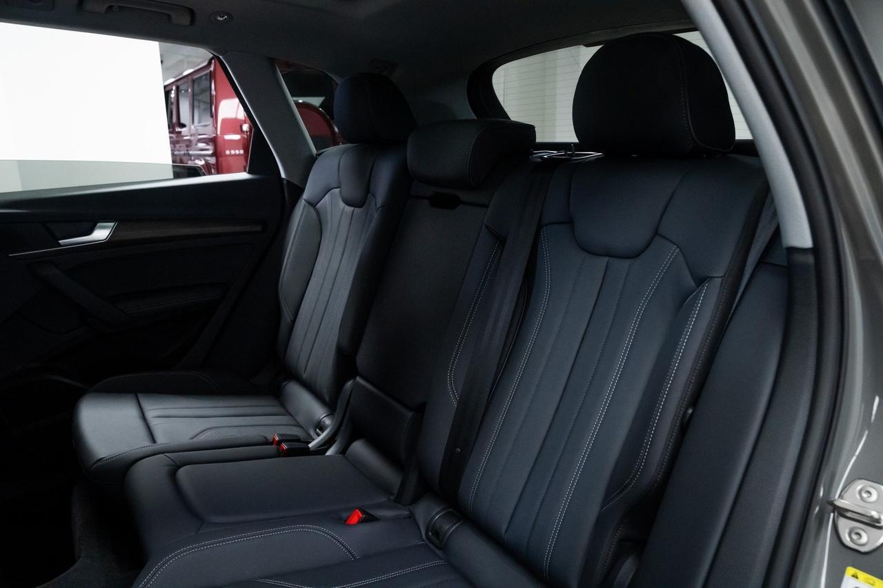 2025 Audi Q5 e 55 Premium Plus 1 Owner Heated Seats S Line Portland OR