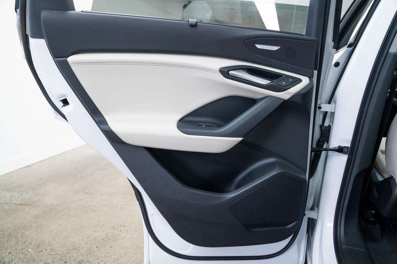 2025 Audi Q6 e-tron Premium Plus 1 Owner Vented Seats Adaptive Cruise Portland OR