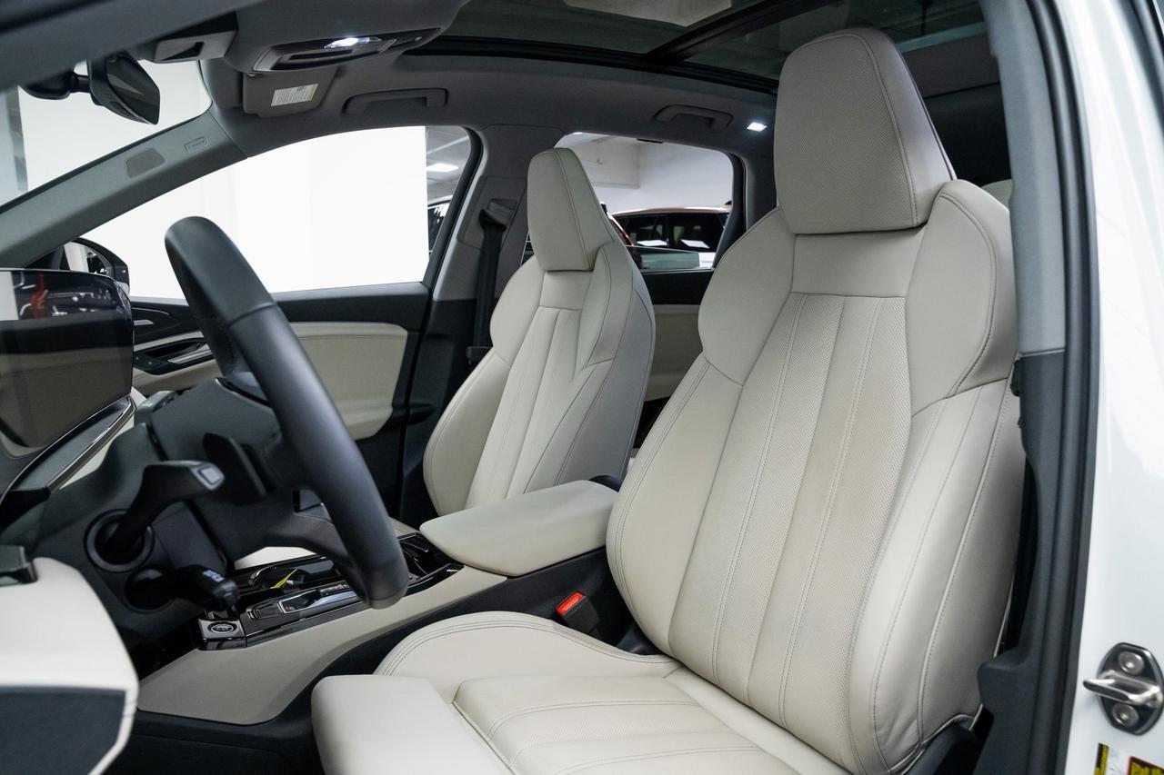 2025 Audi Q6 e-tron Premium Plus 1 Owner Vented Seats Adaptive Cruise Portland OR