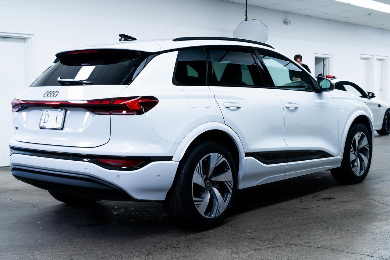 2025 Audi Q6 e-tron Premium Plus 1 Owner Vented Seats Adaptive Cruise Portland OR
