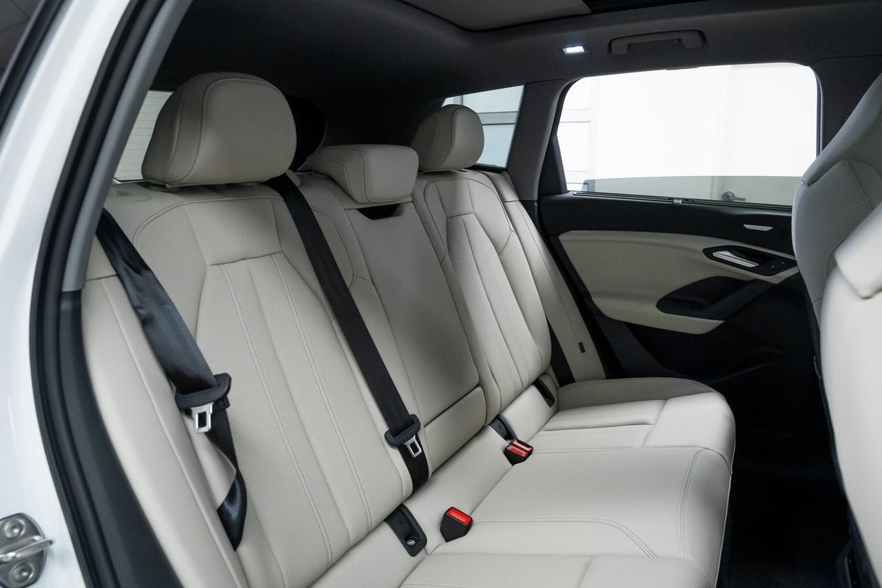 2025 Audi Q6 e-tron Premium Plus 1 Owner Vented Seats Adaptive Cruise Portland OR