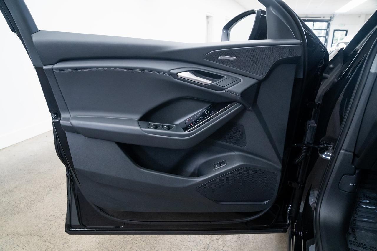 2025 Audi Q6 e-tron Premium Plus 1 Owner Vented Seats Bang &amp; Olufsen Audio Portland OR