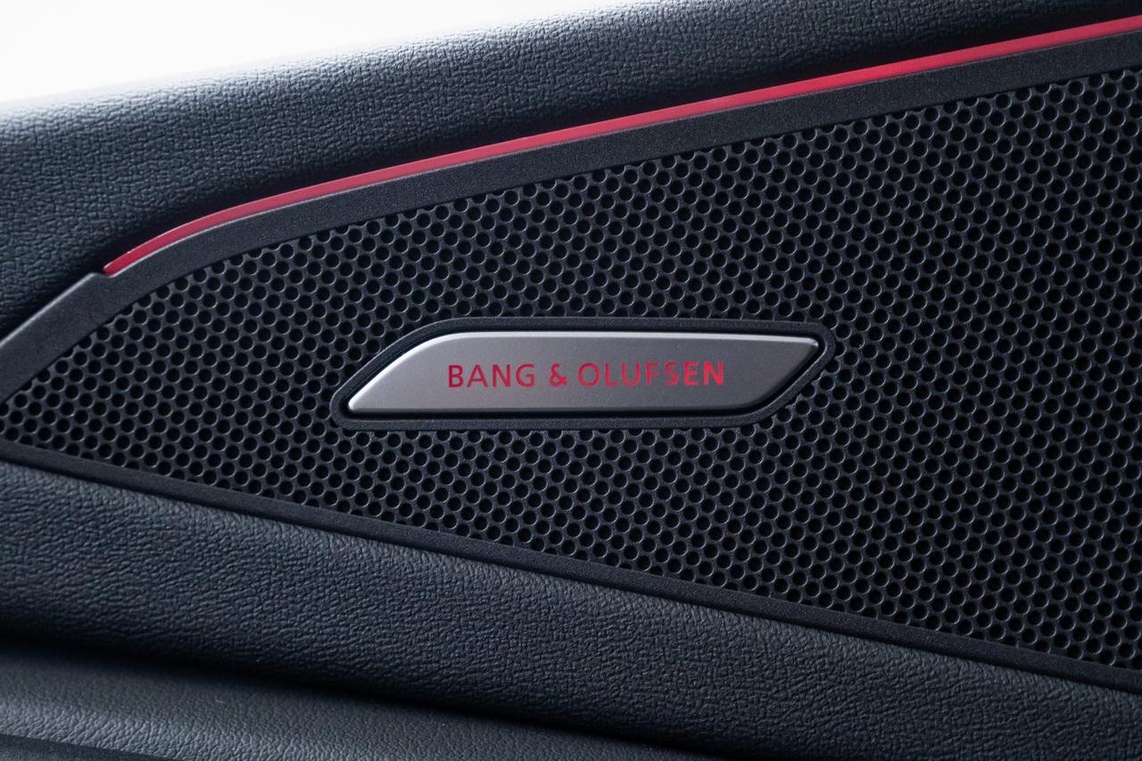 2025 Audi Q6 e-tron Premium Plus 1 Owner Vented Seats Bang &amp; Olufsen Audio Portland OR