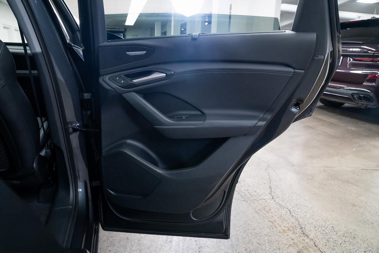 2025 Audi Q6 e-tron Premium Plus 1 Owner Vented Seats Portland OR