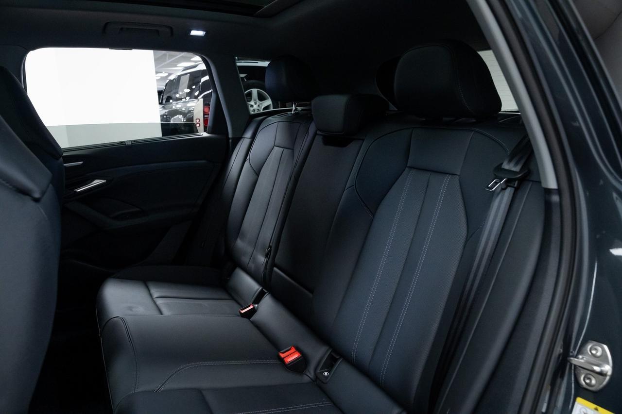 2025 Audi Q6 e-tron Premium Plus 1 Owner Vented Seats Portland OR