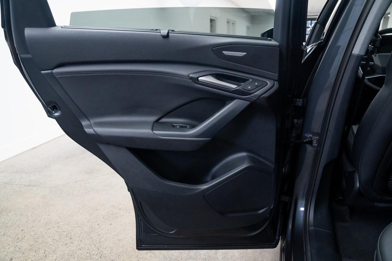 2025 Audi Q6 e-tron Premium Plus 1 Owner Vented Seats Portland OR