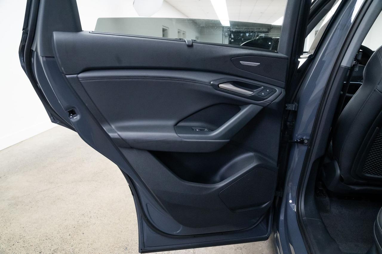 2025 Audi Q6 e-tron Premium Plus Bang &amp; Olufsen Sound Head-Up Display Portland OR