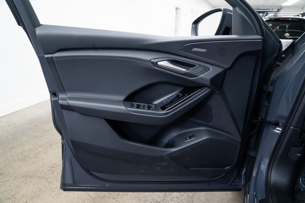 2025 Audi Q6 e-tron Premium Plus Bang &amp; Olufsen Sound Head-Up Display Portland OR