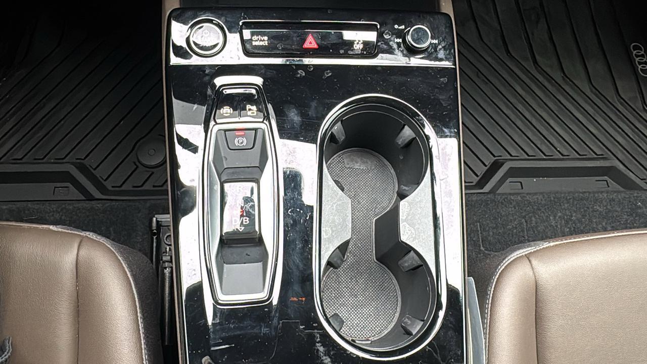 2025 Audi Q6 e-tron Premium Plus  Selma TX